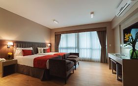 Arc Arenales Studios & Suites